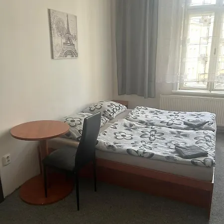 Hotell U Betty - Centrum