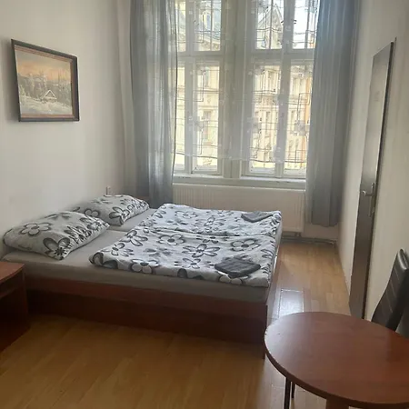 Hotell U Betty - Centrum