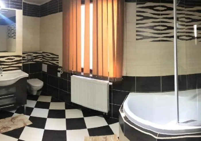 U Betty - Centrum 2*