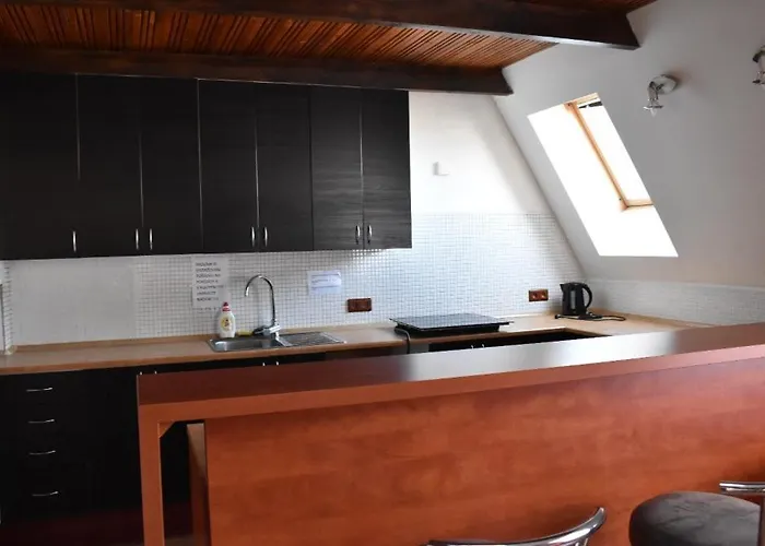 U Betty - Centrum 2*