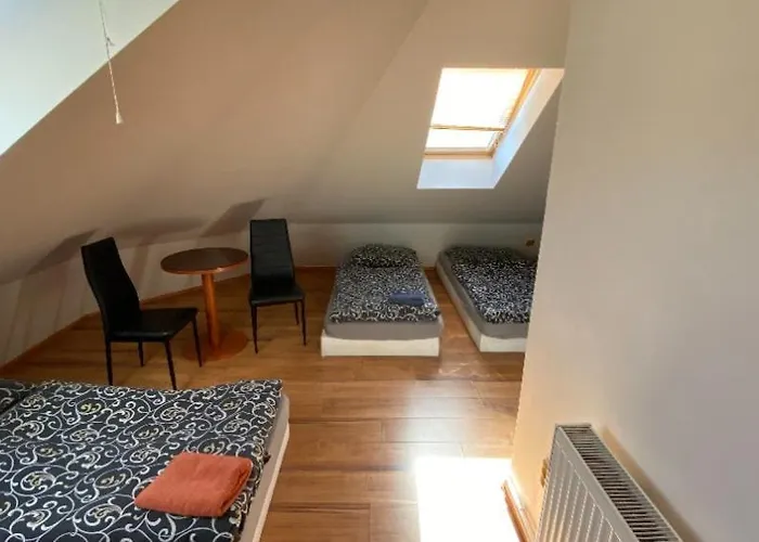 Hotel U Betty - Centrum 2*